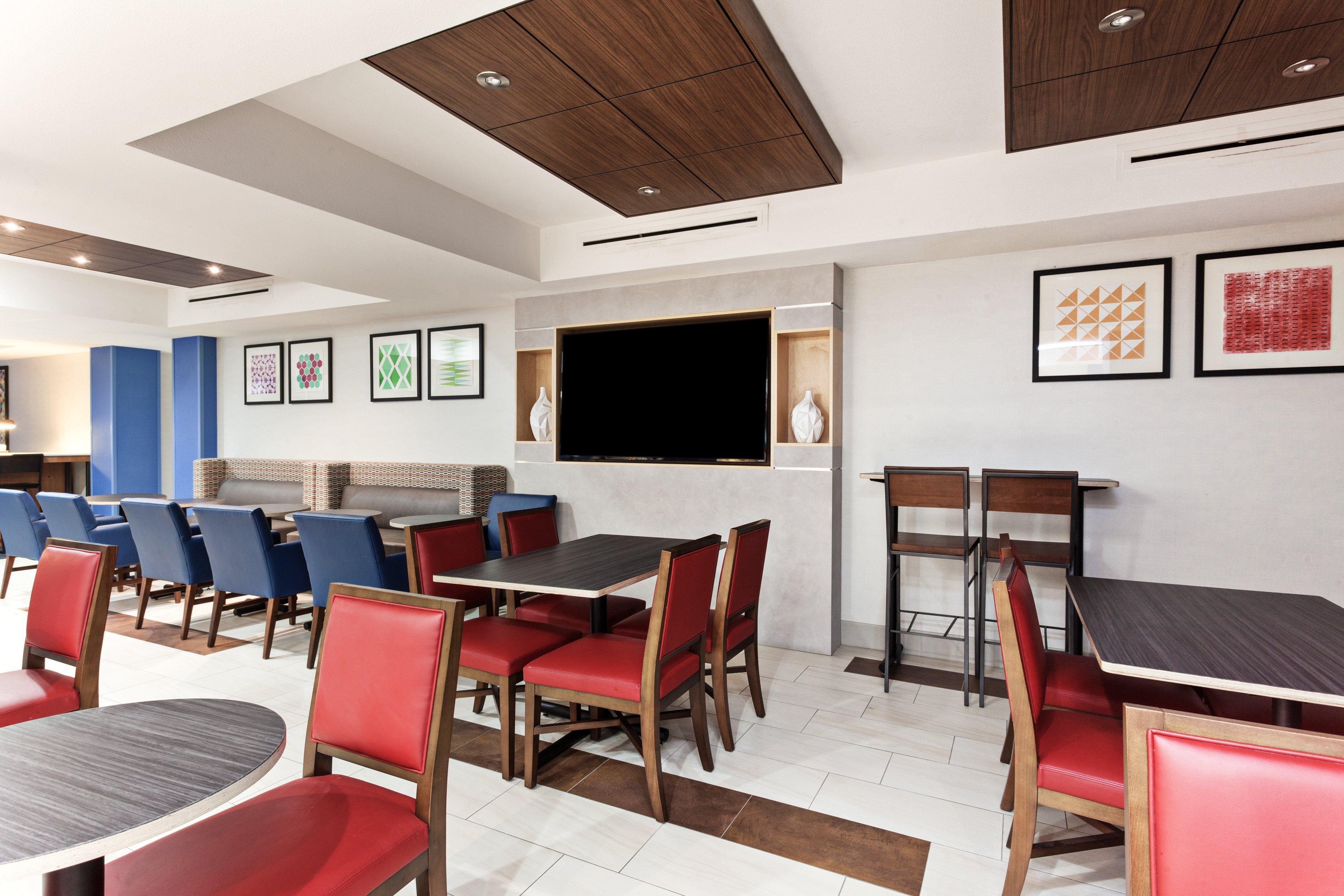 Holiday Inn Express Elk Grove West I-5 By Ihg Экстерьер фото