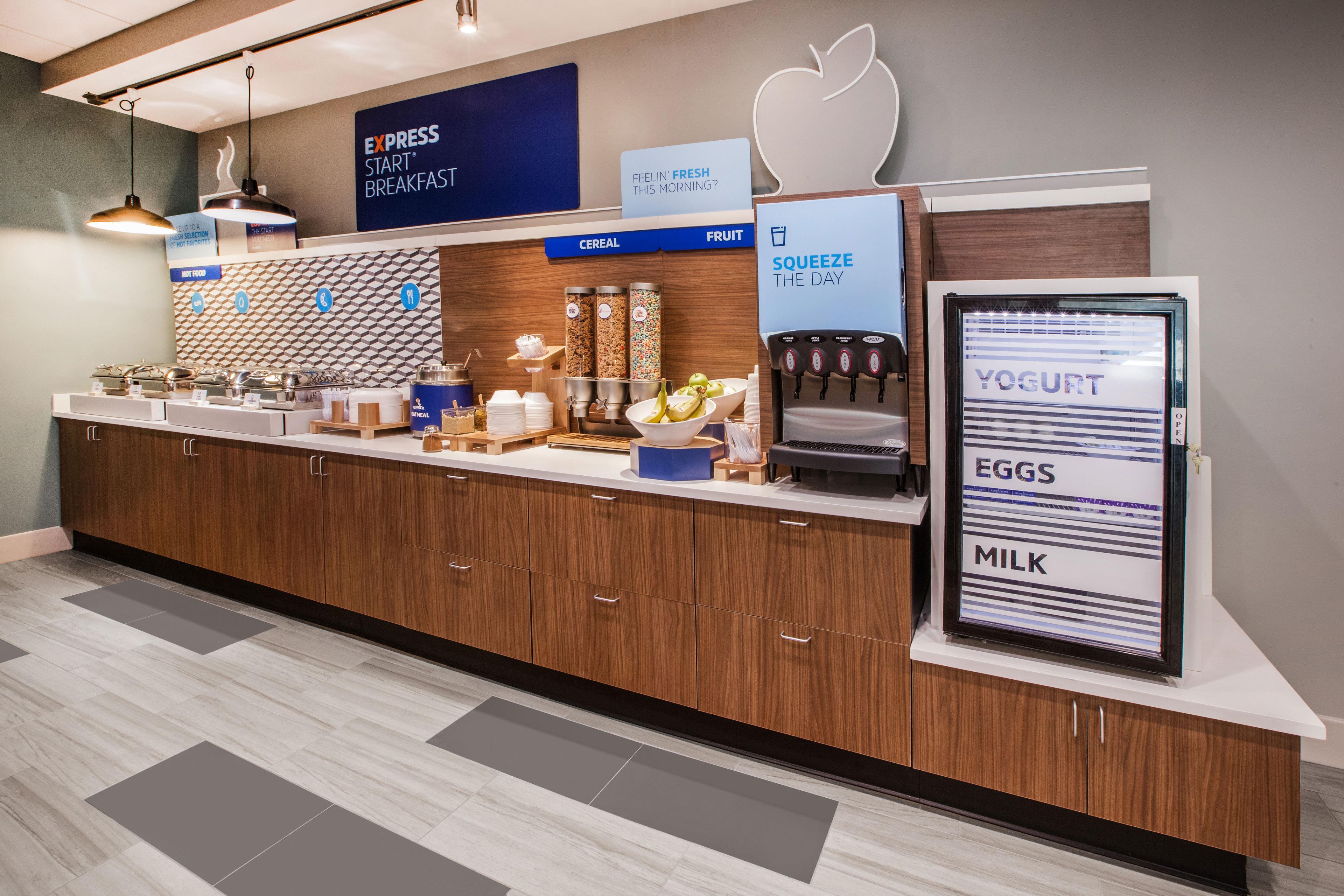 Holiday Inn Express Elk Grove West I-5 By Ihg Экстерьер фото
