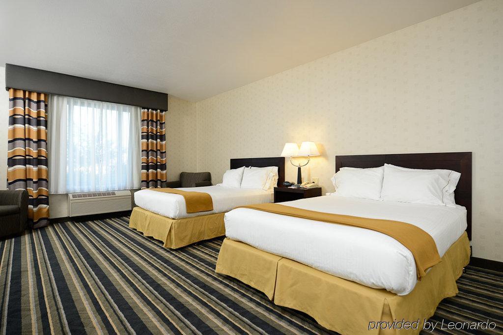 Holiday Inn Express Elk Grove West I-5 By Ihg Номер фото