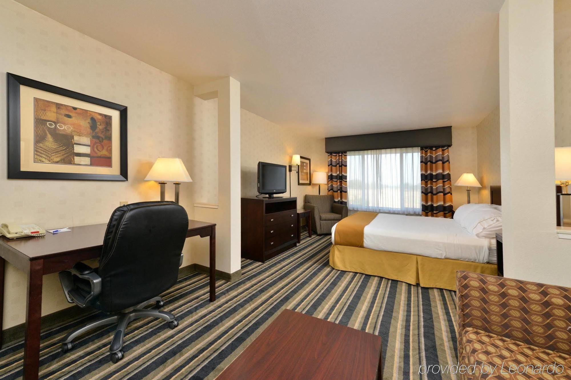 Holiday Inn Express Elk Grove West I-5 By Ihg Экстерьер фото